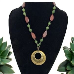 SAQ Acrylic Necklace 20" Green Pink Goldtone Pendant 2" Fashion Jewelry